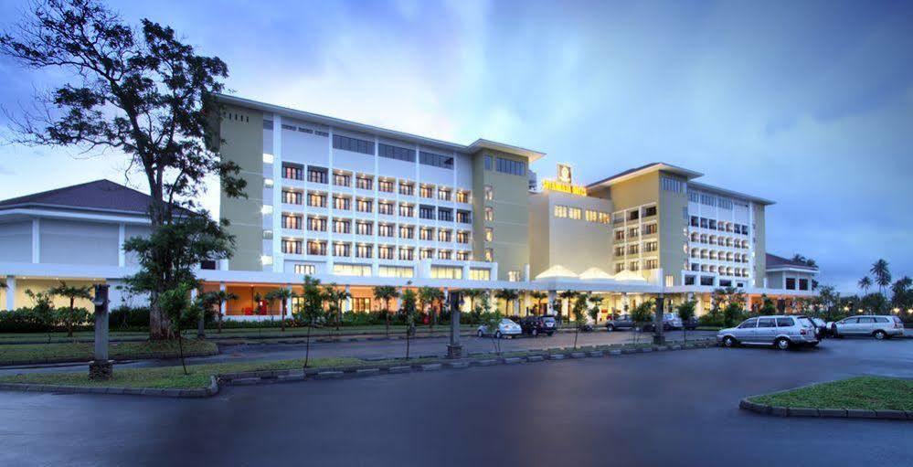 Sutanraja Hotel Manado Exteriér fotografie